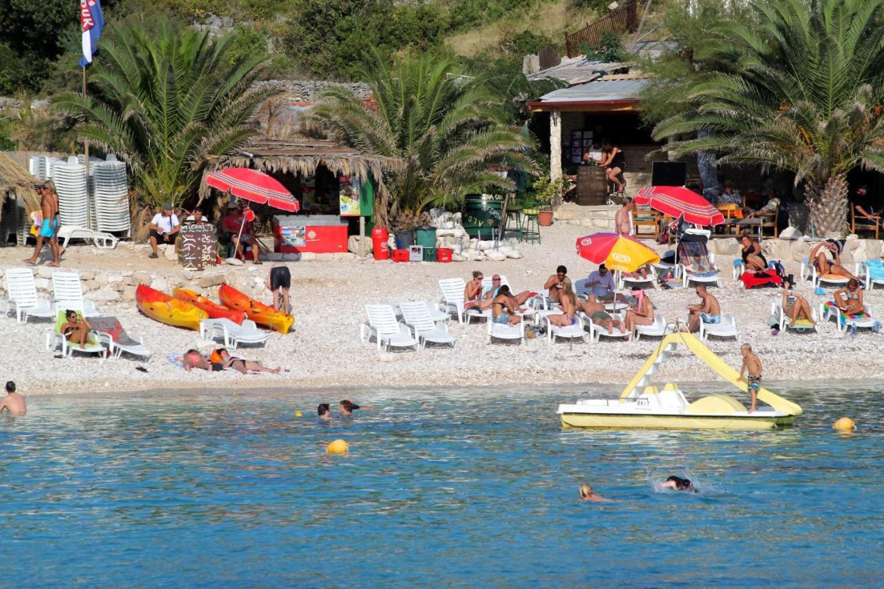 Apartments And Rooms With Parking Space Hvar - 15378 Хвар Екстериор снимка