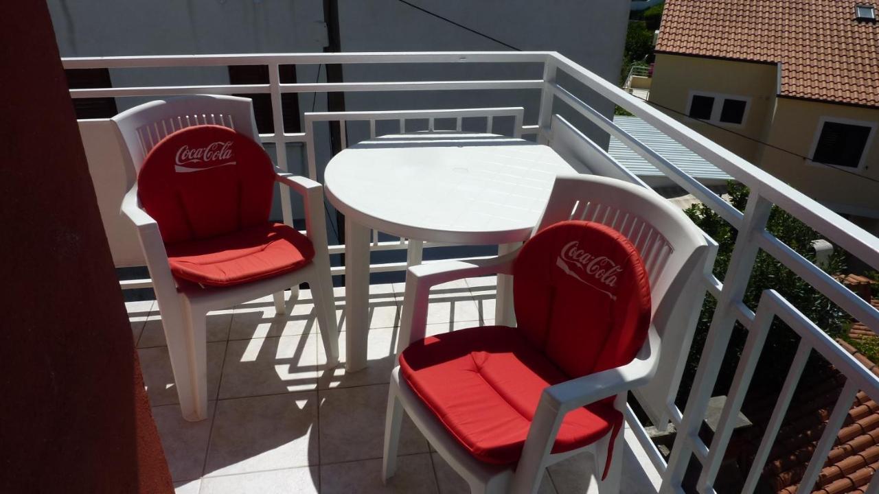 Apartments And Rooms With Parking Space Hvar - 15378 Хвар Екстериор снимка