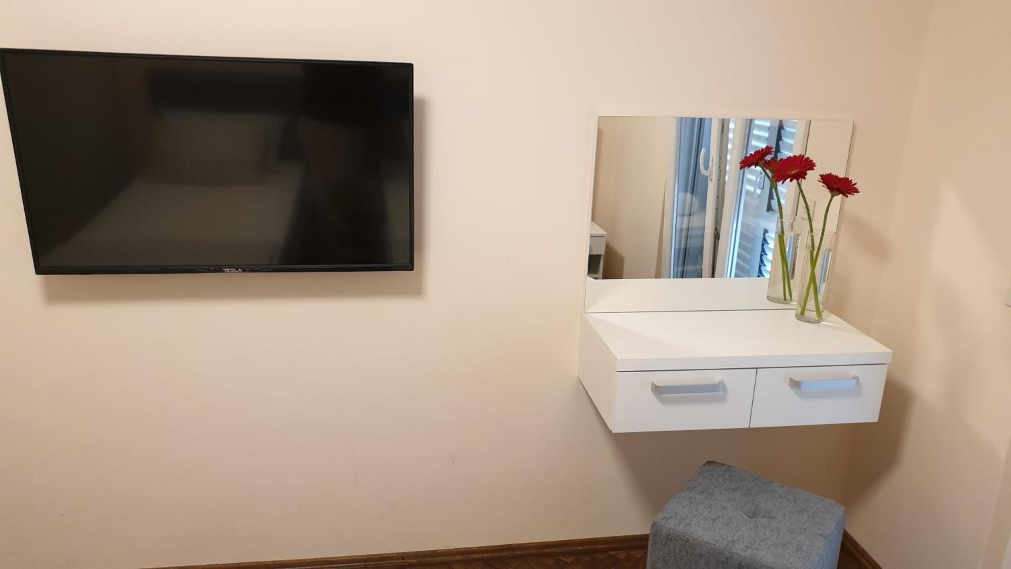 Apartments And Rooms With Parking Space Hvar - 15378 Хвар Стая снимка